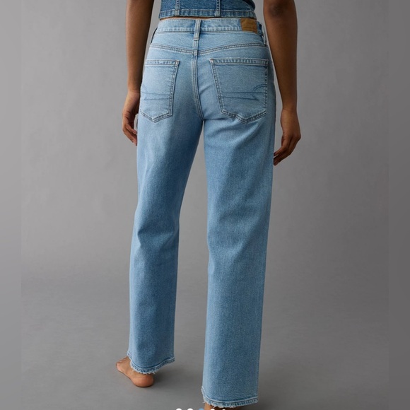 AE Strigid High-Waisted Stovepipe Jean - Picture 2 of 7